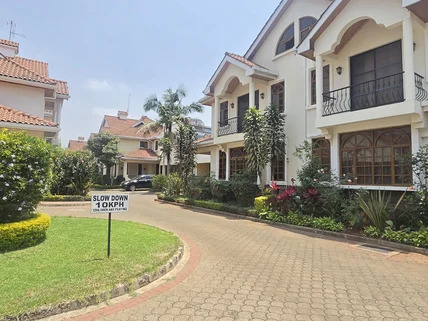 4-bedroom Townhouse for rent in Lavington, Nairobi