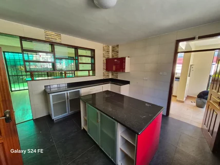 5-bedroom Villa for rent in Lavington, Nairobi