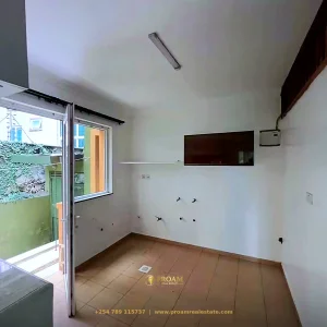 Villa in Riverside, Westlands - thumbnail 2