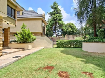 5-bedroom Townhouse for sale in Lavington, Nairobi