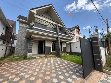 4-bedroom Villa for sale in Membley, Ruiru