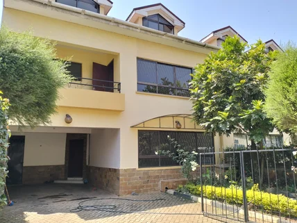 5-bedroom Townhouse for rent in Lavington, Nairobi