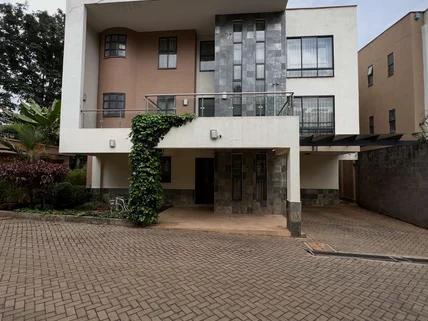 5-bedroom Townhouse for rent in Lavington, Nairobi