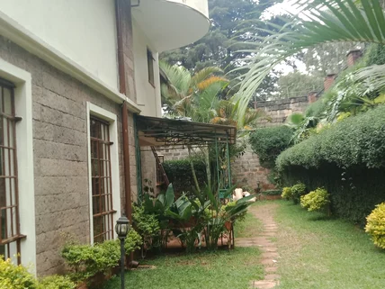 5-bedroom Townhouse for rent in Lavington, Nairobi