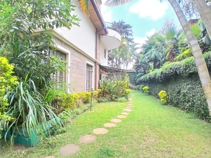 4-bedroom Townhouse for rent in Lavington, Nairobi