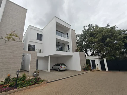 5-bedroom Townhouse for sale in Lavington, Nairobi