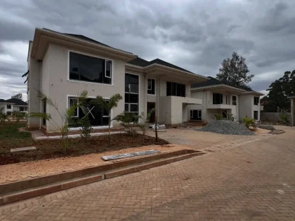 4-bedroom Villa for sale in Karen, Nairobi