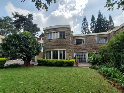 5-bedroom House for rent in Riverside, Westlands