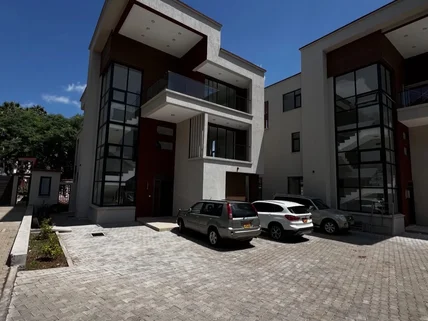 5-bedroom Townhouse for rent in Lavington, Nairobi