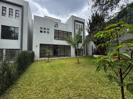 5-bedroom Townhouse for rent in Lavington, Nairobi