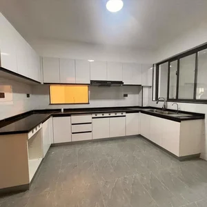 Apartment in Kileleshwa, Nairobi - thumbnail 1