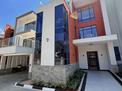 4-bedroom Townhouse for rent in Lavington, Nairobi