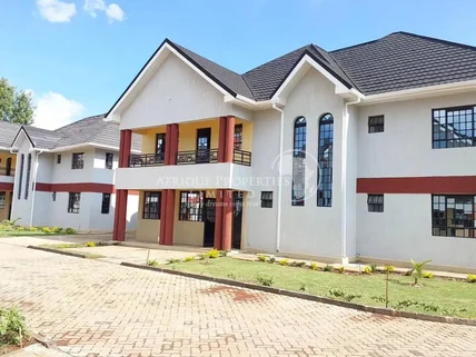 5-bedroom Villa for rent in Garden Estate, Roysambu