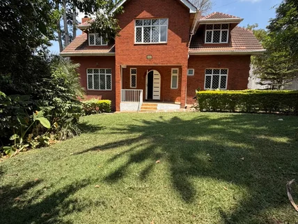 5-bedroom House for rent in Rosslyn, Westlands