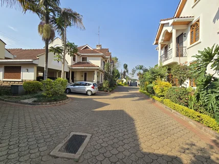 4-bedroom Townhouse for rent in Lavington, Nairobi