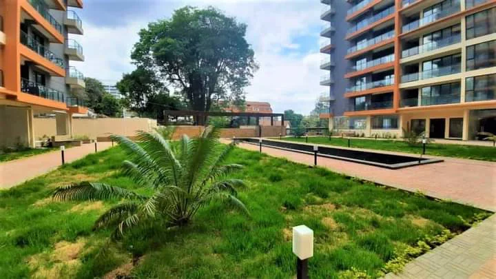 2 Bedroom Master Ensuite For Sale In Lavington