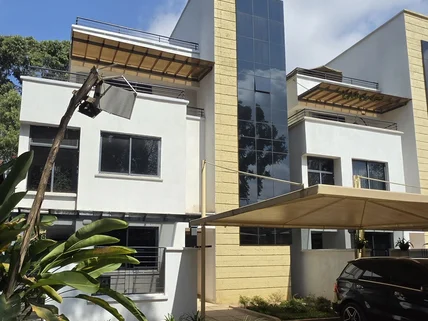 5-bedroom Villa for rent in Lavington, Nairobi
