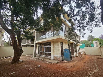 5-bedroom Townhouse for sale in Lavington, Nairobi
