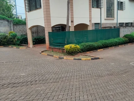 4-bedroom Villa for rent in Lavington, Nairobi