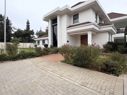4-bedroom Villa for rent in Karen, Nairobi