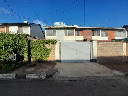 3-bedroom Townhouse for sale in Ngumo Estate, Nairobi