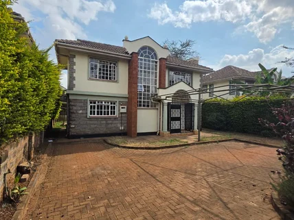4-bedroom Villa for sale in Kiambu Road, Nairobi