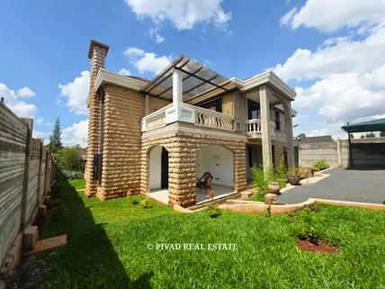 4-bedroom House for sale in Kiambu Road, Nairobi