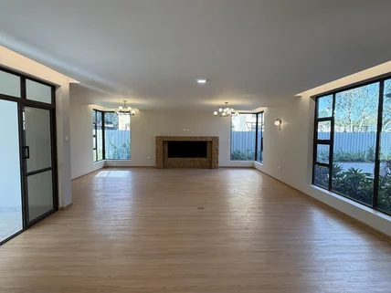 6-bedroom Townhouse for sale in Karen, Nairobi
