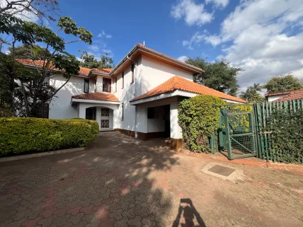 4-bedroom Townhouse for rent in Lavington, Nairobi