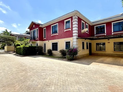 5-bedroom Villa for sale in Lavington, Nairobi