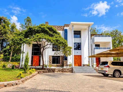 6-bedroom Villa for sale in Karen, Nairobi